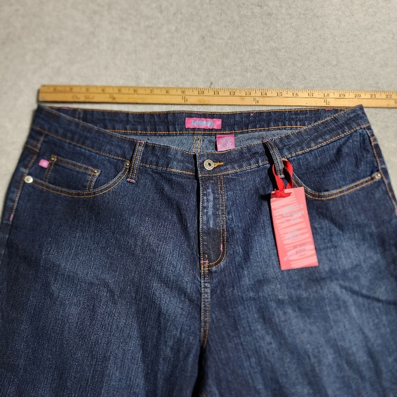 NWT Zana Di Premium Boot Cut Rhinestone Jewel Stretch Hi Rise Jeans Size 22 - Picture 5 of 16